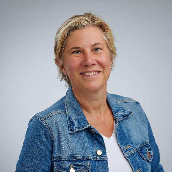 Portrait of Liesbeth van Traa